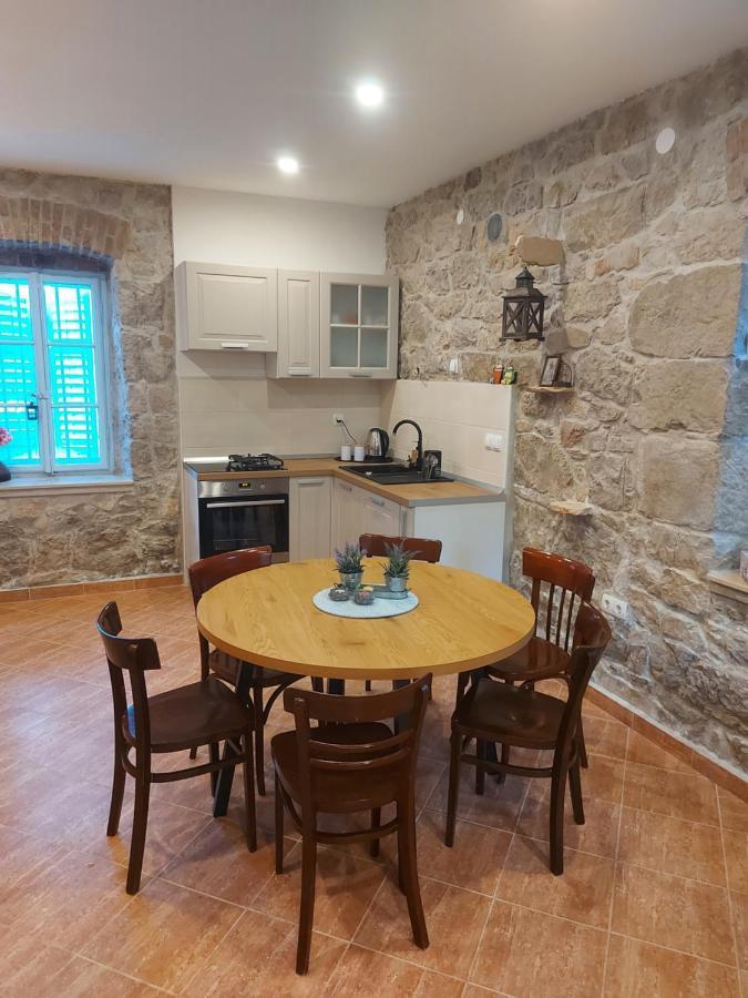 Holiday Home Pepe Banj Exterior foto